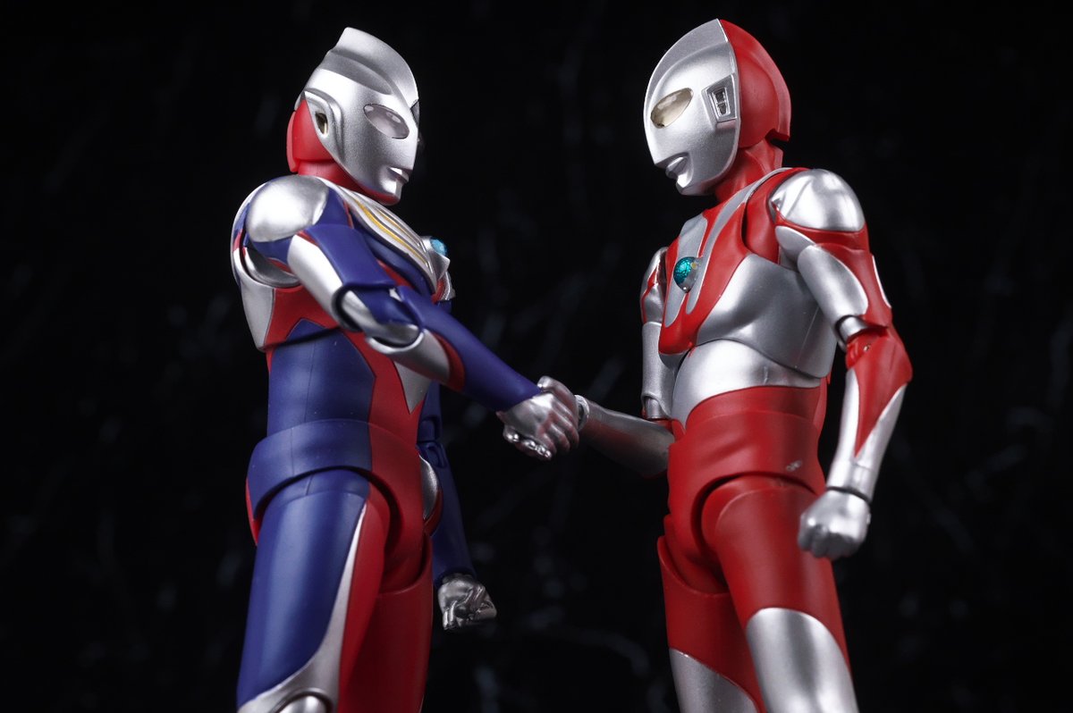 S.H.フィギュアーツ（真骨彫製法） ウルトラマンティガ マルチタイプ