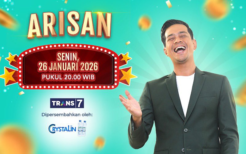 TRANS7's tweet photo. Abis bagi-bagi hadiah, Jegel kok malah bawa pitcher ke mana-mana ya? Surya sampe heran tuh! Emangnya buat apaan sih? Yuk cari tau di #ArisanTRANS7  malam ini di jam 20.00 WIB. #Crystalin #CrystalinWaterID #RinganBikinNyaman #T7 https://t.co/33WbWfzSdb