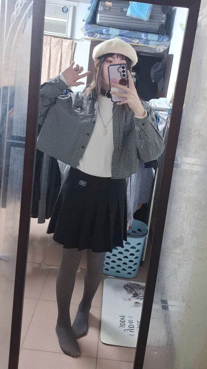 bwsren's tweet photo. 偷偷放個昨天出門的穿搭 (♡˙︶˙♡) https://t.co/dORyRwZJeq