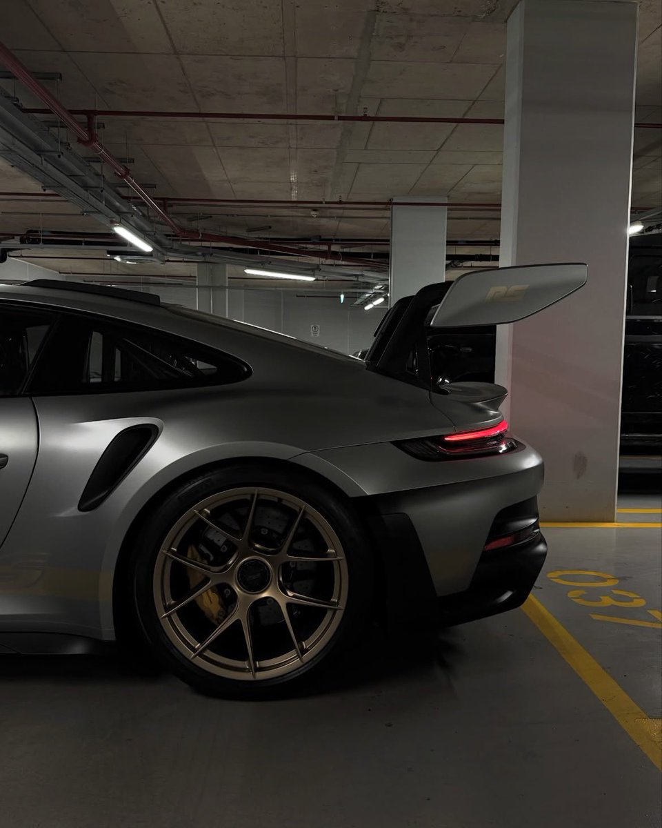 Elite Carsgasm tweet media