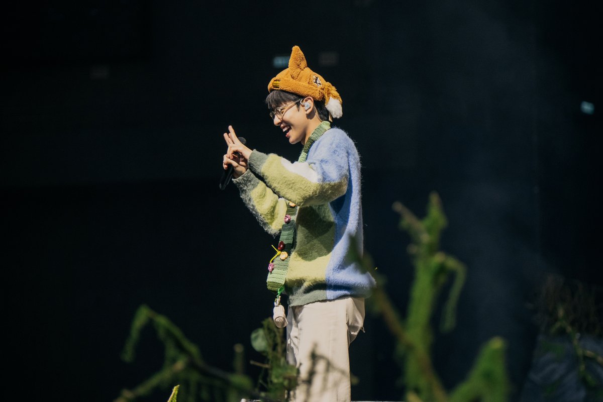 SB19Official's tweet image. 🍎 Simula At Wakas: Kickoff Concert Album

"The universe is ours, yours, and mine."
JUSTIN

Listen to the live concert version of 'SHOOTING FOR THE STARS' soon &amp;amp; pre-save the album here
🔗 :  sb19.sng.to/sawconcertalbum

#SB19 #SaWKickoffConcertAlbum
#SaWWorldTourKickoff…