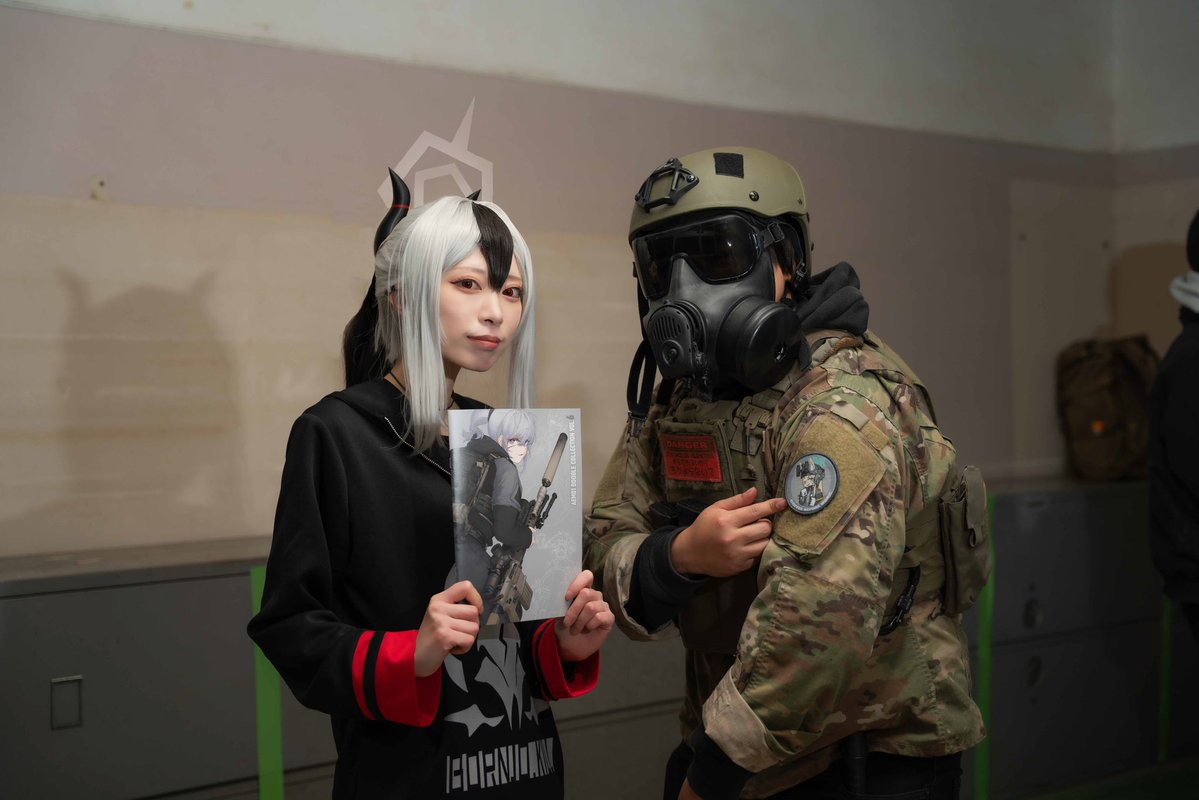 AEM01さん @jeremyzxc123 のパッチとイラスト本はいいぞぉ!! comさん