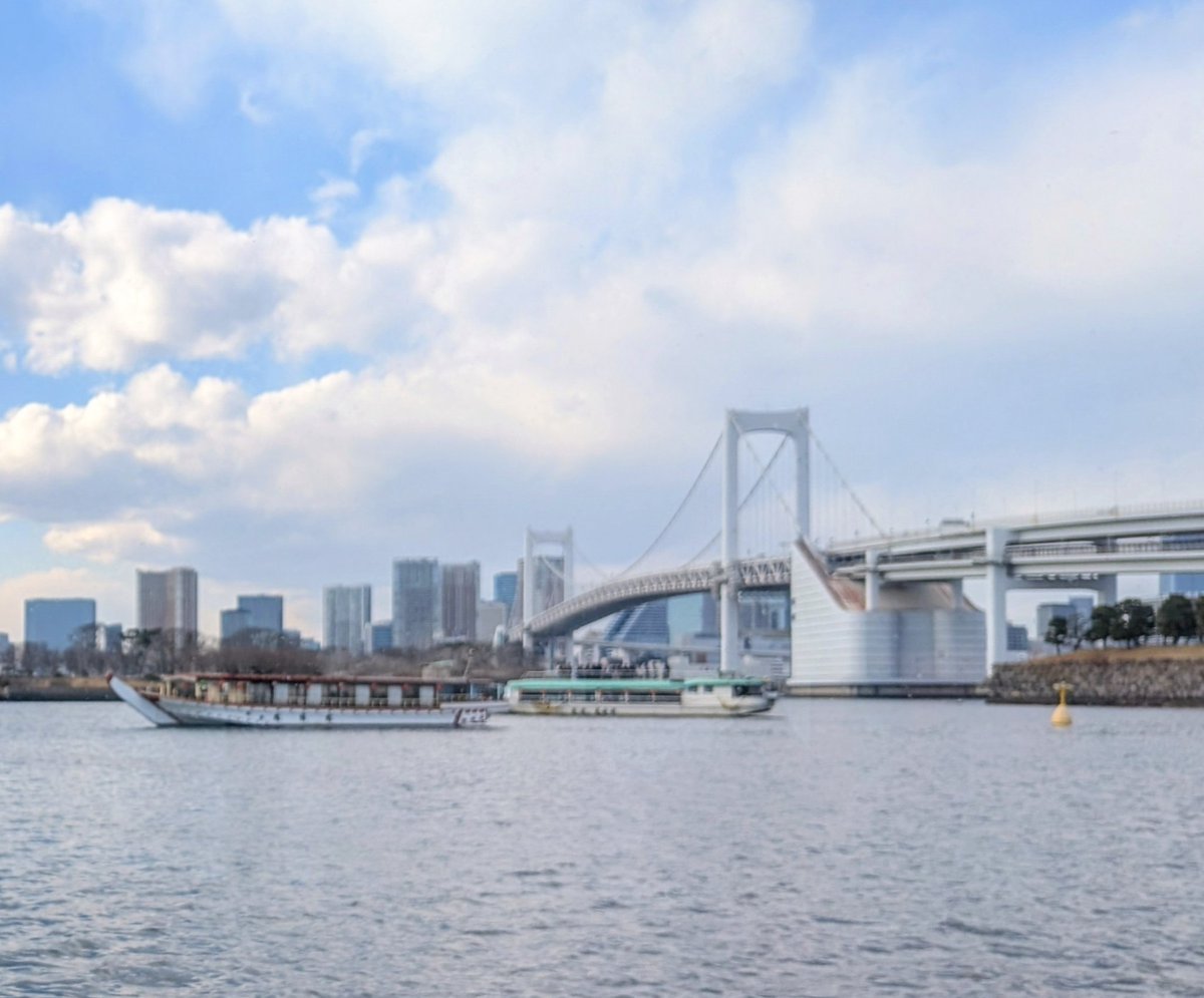 studio9069's tweet photo. 屋形船で新年会🌉
天ぷらコースが続いてるので、
そろそろもんじゃコースも乗らなくちゃ😆

#スタジオGIVE
#屋形船
#隅田川
#お江戸
#墨田区菊川二丁目 https://t.co/cfOURaCSRf
