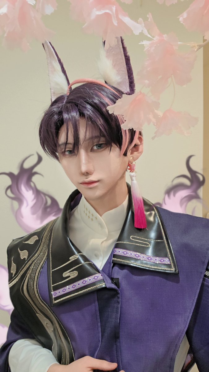 【Cosplay】※反転
明日方舟/アークナイツ

　　落ち着いた神職

#明日方舟
#アークナイツ