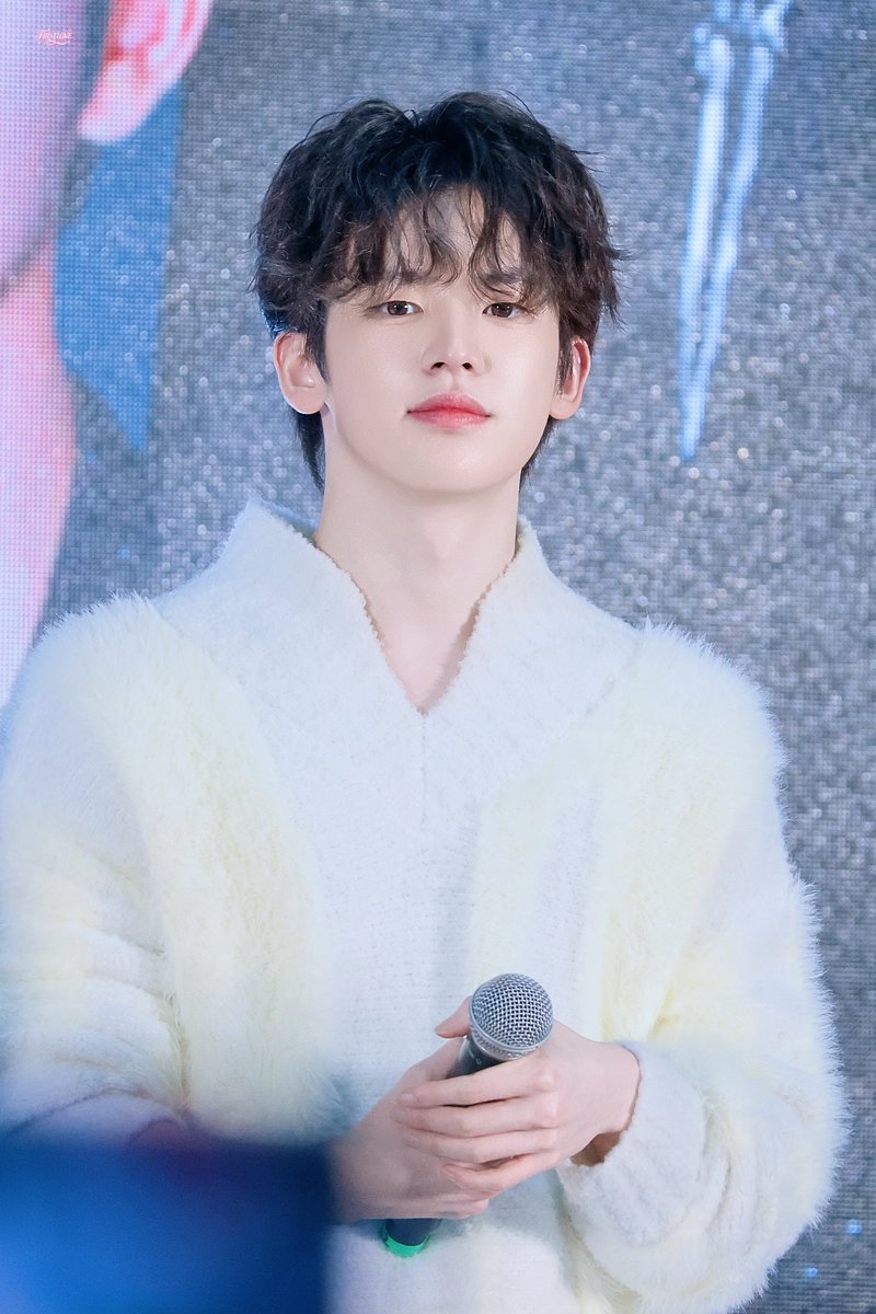 Firstlove_0406_'s tweet image. 260125

#이다을 #leedaeul #폴라릭스 #POLARIX #李多乙 #daeul