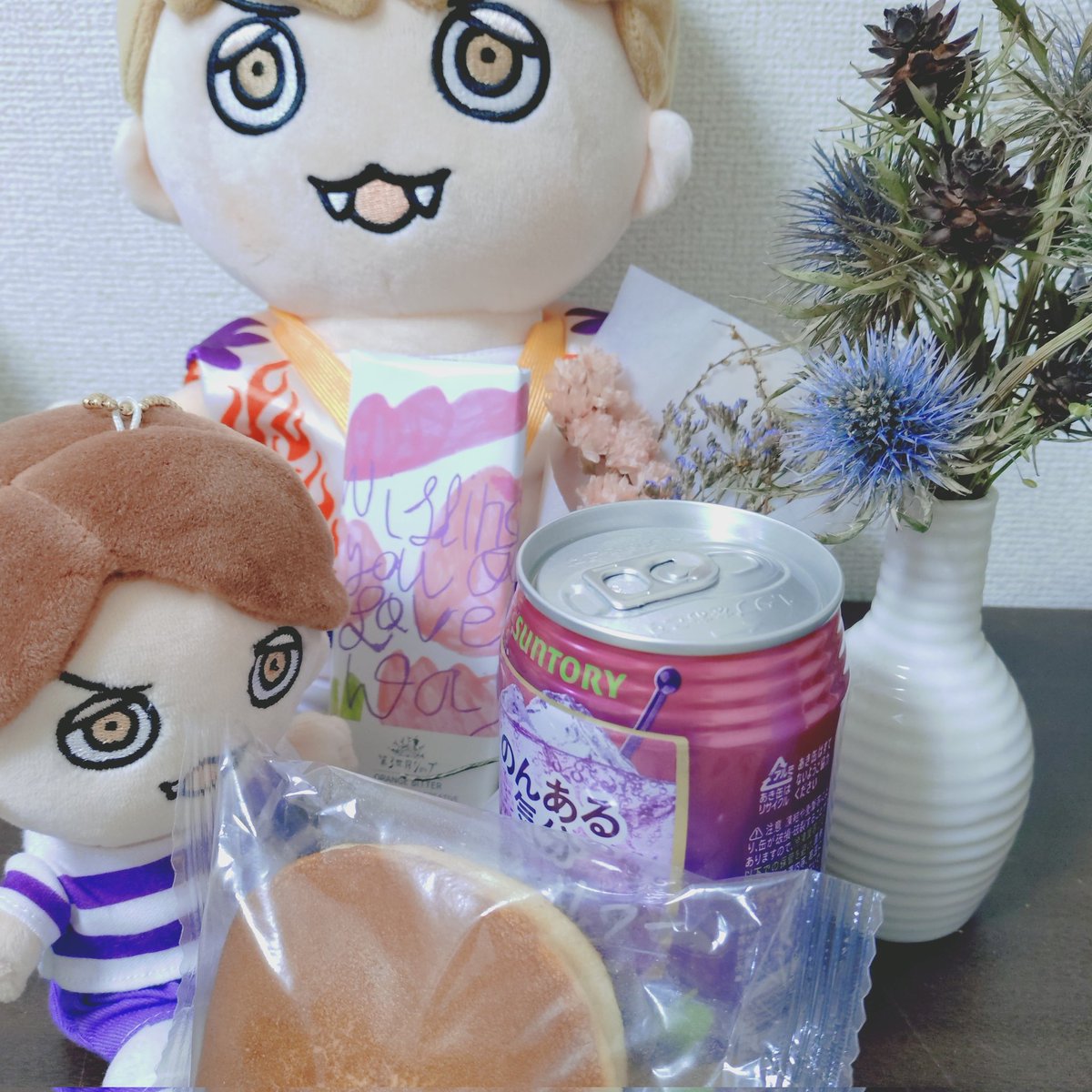 Fefunacs's tweet photo. ひなちゃん！！！！おめでと！！！！！どらやきだよ！！！！ https://t.co/S0vSCF5LJk