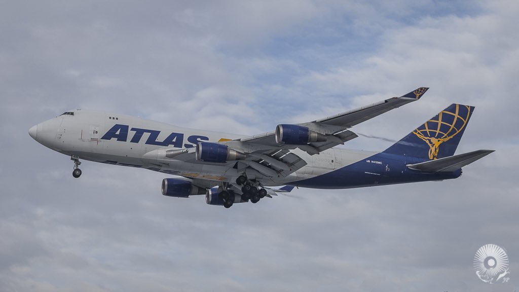 KrakowAirport's tweet image. Gość z Frankfurtu🇩🇪 w #KrakowAirport🛩️ uchwycony dzisiaj przez Joannę Patej📷 na tle odrobiny słońca na niebie🌥️ #spotting l #flyKRK🩵