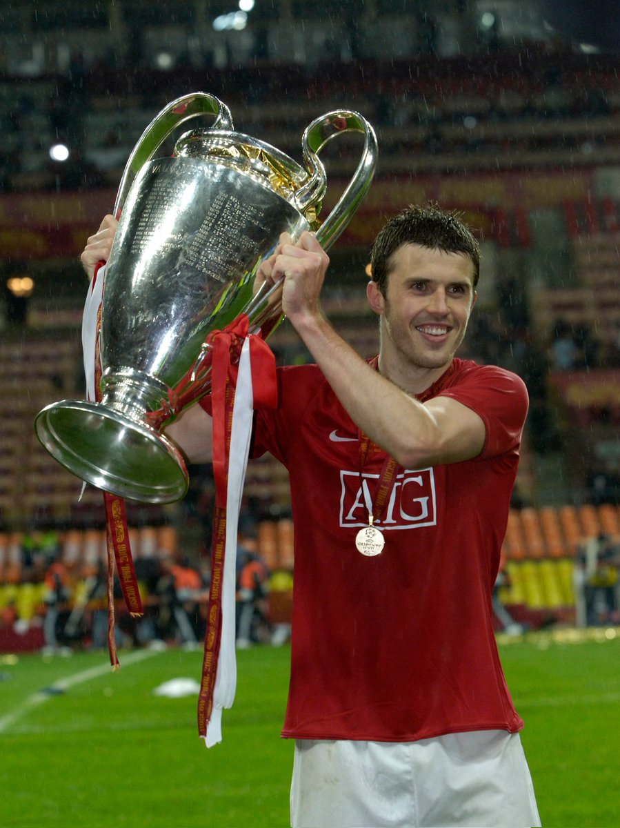 Kalo ada yang bilang

"MU ngalahin Arsenal, kayak menang UCL aja"

Lah, emang Arsenal pernah menang UCL? 😝😝😝