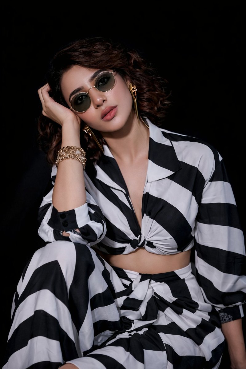Samantha Ruth Monochrome Fashion Editorial example 2