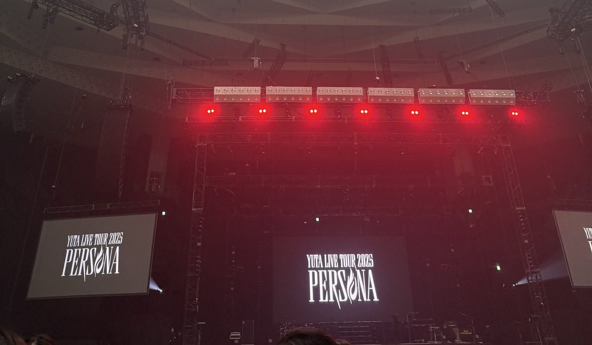 부도칸 다녀왔어요 🎸🔥
평생응원해줄게,,, 
#YUTA_PERSONA_TOUR_BUDOKAN