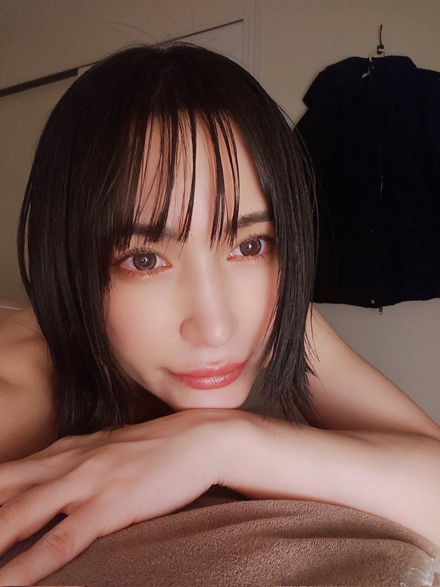 身内がインフルエンザになり
予定丸潰れな週末だったので
免疫の大切さを直に感じる...!

とはいえ
わたし健康だなあ。
よく秘訣をきかれるけど、
ほんとによく食べ寝る、それだけ。

22時半には毎日
ベッドだからなぁ...。