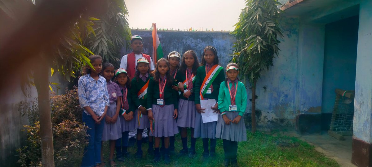 FutureRural's tweet photo. Today we celebrate the spirit of democracy, diversity, and development that makes India strong and inclusive.s we unfurl the tricolour, let’s recommit to empowering rural communities — through quality education, health access, skills &amp; sustainable livelihoods https://t.co/Cs41TDanQv