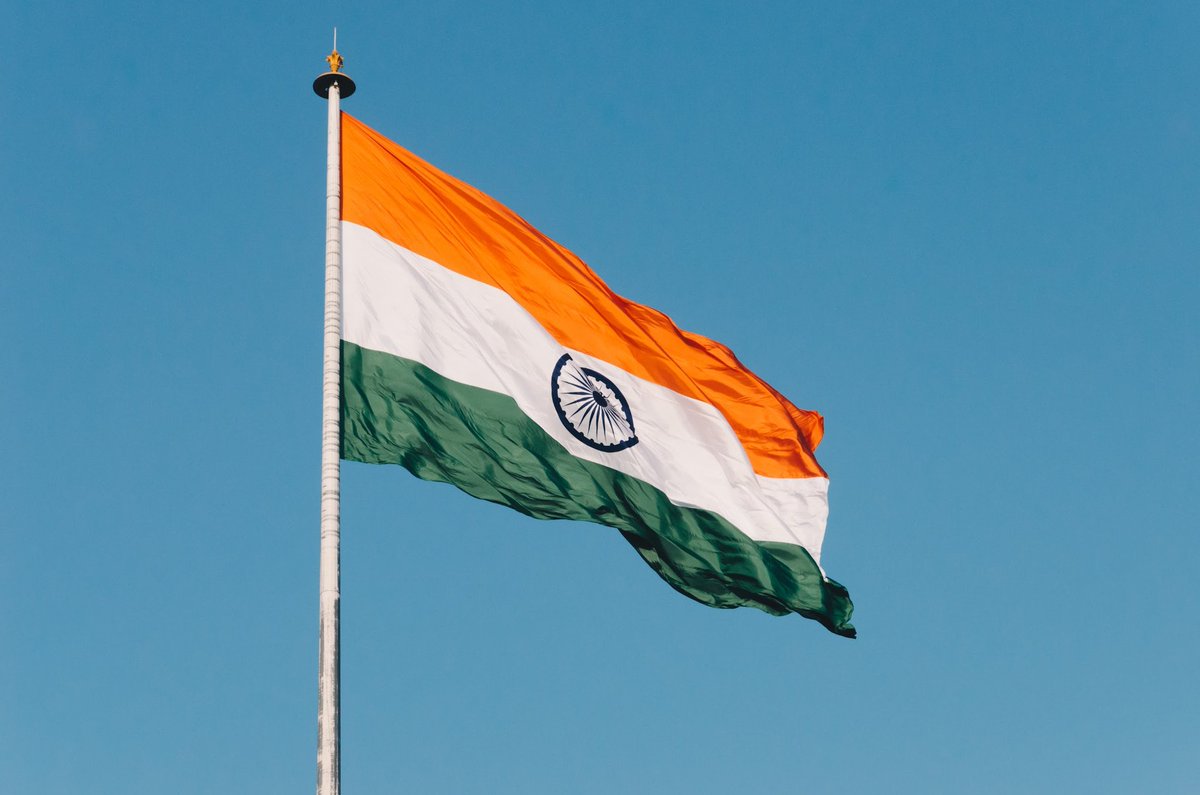 Veerandra16's tweet photo. सभी भारतवासियो को गणतंत्र दिवस की ढेर सारी शुभकामनाए! #HappyRepublicDay #गणतंत्र_दिवस_2026 https://t.co/Mwsii8Ji16