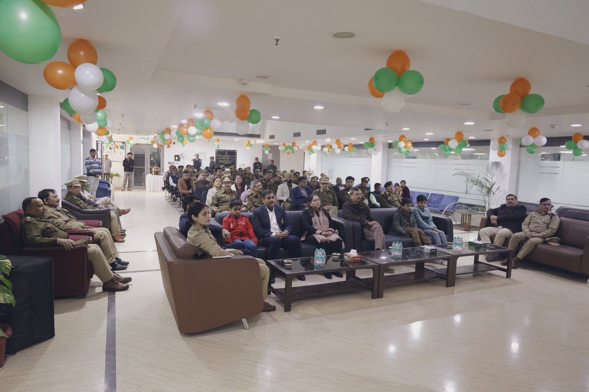 CGST Noida Pr. Commissionerate tweet media