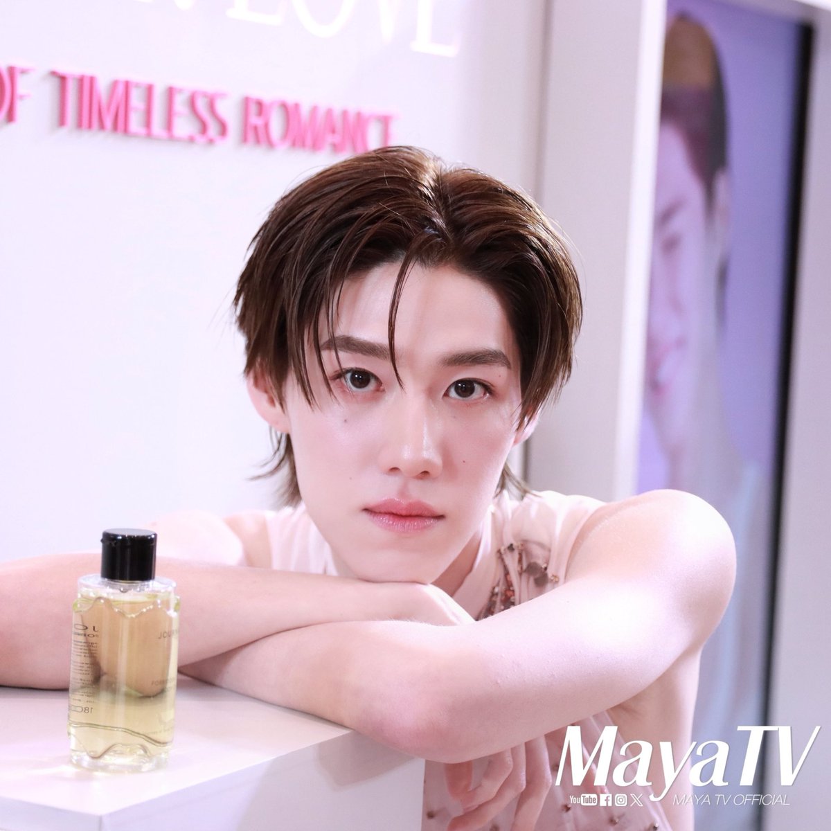 itsnamcha's tweet image. รูปนี้อย่างกะตุ๊กตาแหนะ แป๋วแว๋วมาก เหมือนนางฟ้่าตุวน้อย 🤍🥹 

#JOURNALBODYOILXPPKRIT