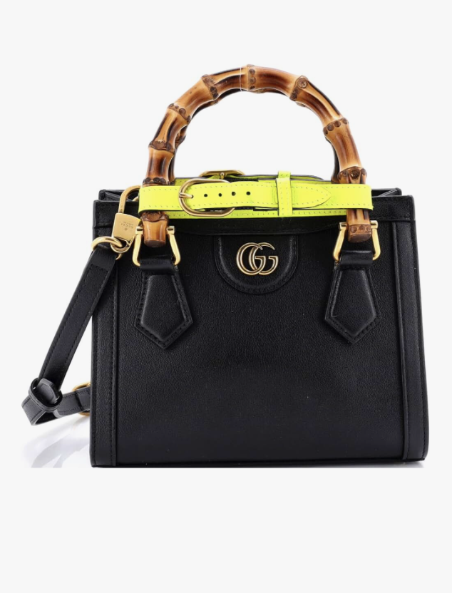 #JenniferAniston style is simple yet chic! Enjoy the same tote as #RachelGreen💚 (amzn.to/49UGgXH) #ModernItGirl