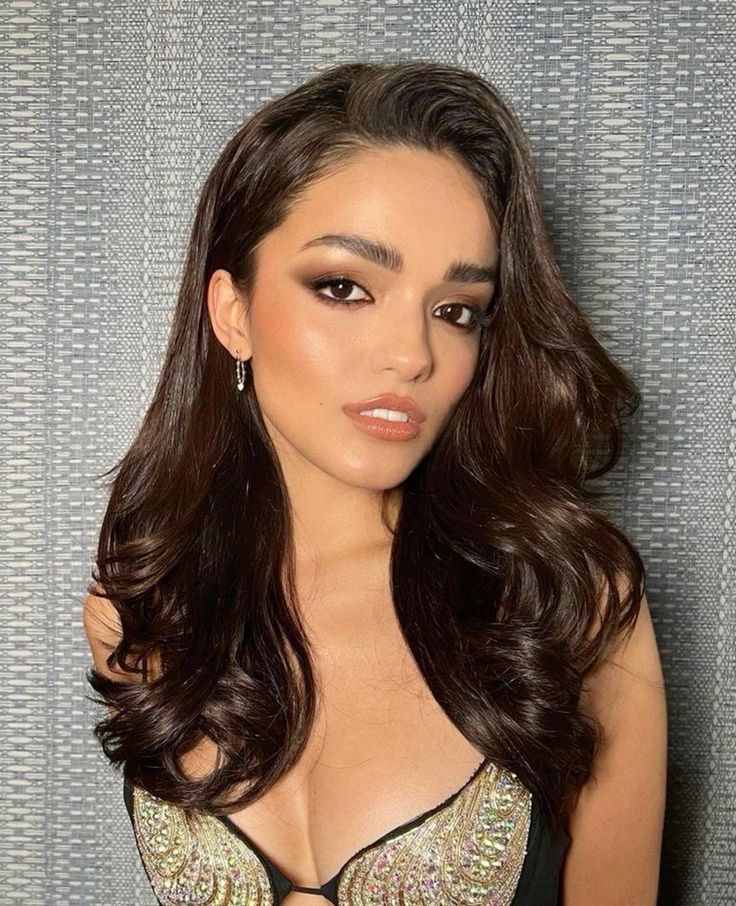 CUNTYBAIRD's tweet image. in a world full of chopped hoes and zionists, be a rachel zegler.