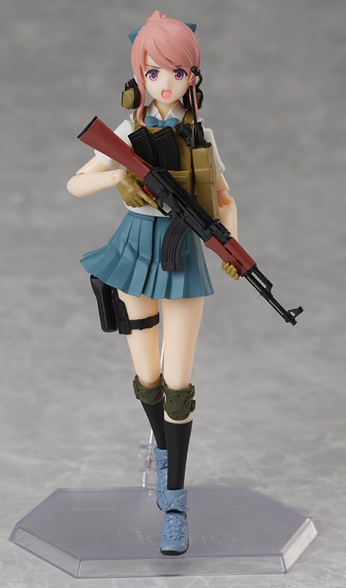 karoro3rd's tweet image. トミーテック様から２月（来月）に発売予定のリトルアーモリー「AK74M＆GP25タイプ」箱絵描かせていただきました！
実在する武装JK　figmaちゃんの表情をもとに描いてますので再現可能！ （←は仮清書版で→は清書版です）
よろしくお願いします！