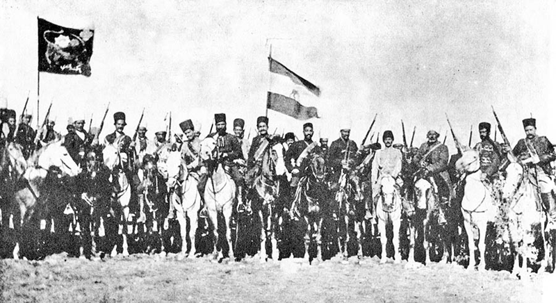 HichkasOfficial's tweet photo. مطمئناً در صورت رایزنی شاهزاده با اسرائیل/امریکا، میهن‌پرستان بسیاری، از چهار گوشه‌ی جهان، حاضرن برای بازپس‌گیری ایران، از زندگی «عادی» خودشون دست بکشن.

«برای فتح تهران؛ برای بازپس‌گیری ایران.»

#جاويدشاه‌ 
#گارد_جاویدان https://t.co/ThZWk5yq5L