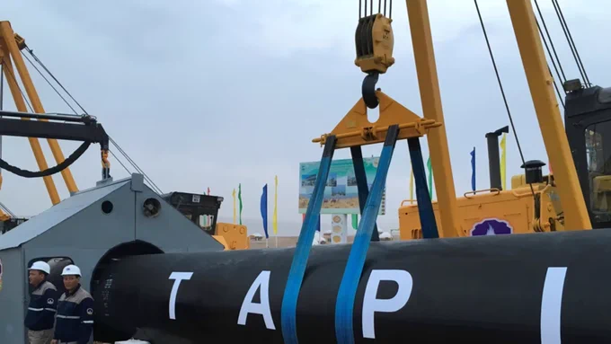 پیشرفت پروژه تاپی در هرات؛ اکنون ۹۱ کیلومتر آماده لوله گذاری شده است