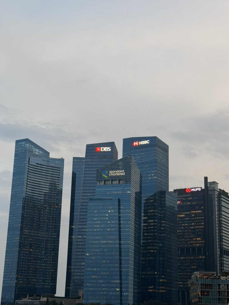 VivanLive tweet media