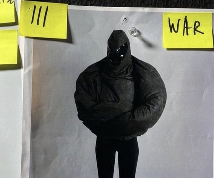 YEEZYTALIA tweet media