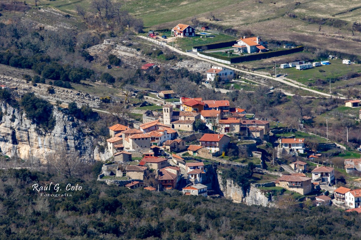 Puentedey (Burgos) #Puentedey #Burgos #PuentedeyBurgos #PueblosMasBonitosDeEspaña #PuenteNatural #PuenteDeDios #Merindades #CastillayLeon #TurismoBurgos #Naturaleza #ViajesEspaña #PuebloConEncanto #España #BurgosTurismo <a href="/Burgosenelmundo/">Burgos en el mundo</a> <a href="/LosPueblosmbe/">Pueblos más bonitos</a> <a href="/BurgosTur/">Burgos Origen y Destino</a> <a href="/CyLEsVida/">Turismo Castilla y León</a>
