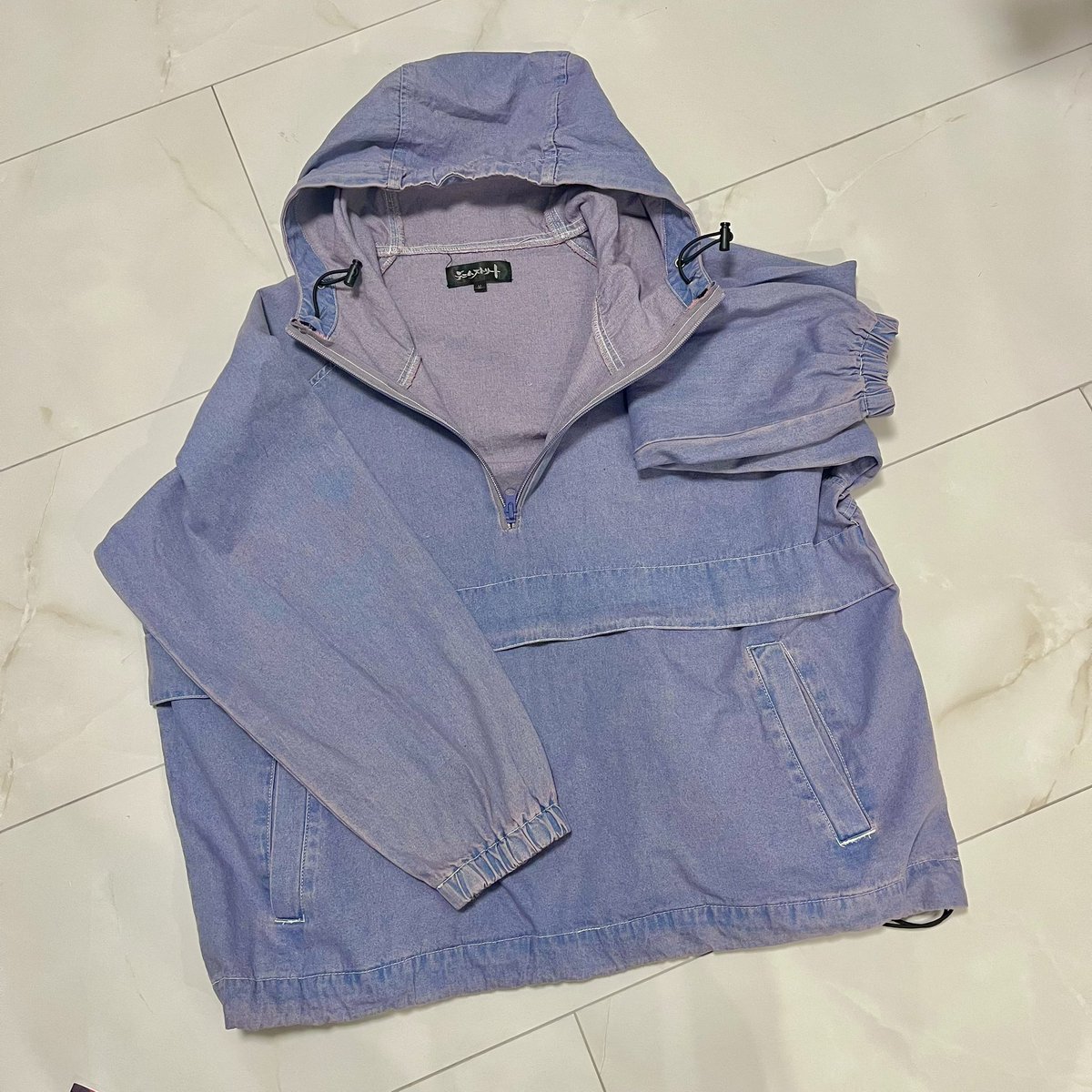 今日買ったピンクのジーンズの服めっちゃお気に入り🥰