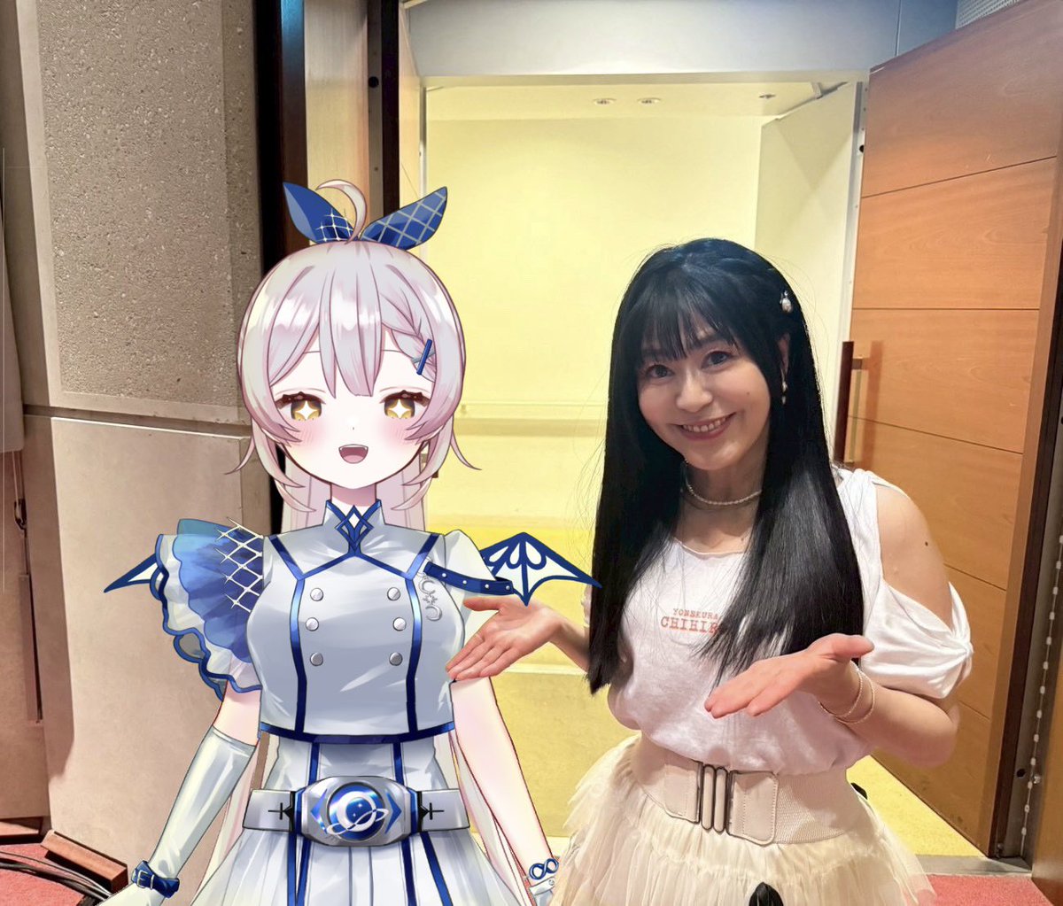 先日の30周年記念ライブ終演後、ちっひーさんにご挨拶をさせていただきました!🥳

チャンネルのみんなからのメッセージやプレゼントも受け取っていただき、本当にありがとうございました✨

今年も、そしてこれから先もずっと、
ちっひーさんのご活躍を心から応援しています✨◥ (*´◒`*) ◤✨