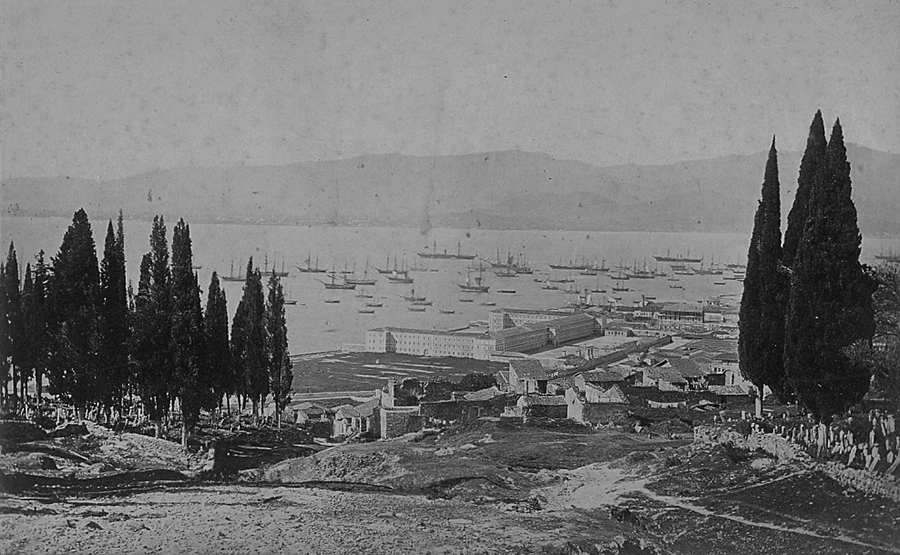 LevantineH's tweet photo. Images of old Smyrna (Izmir), a new gallery.  Here, the military barracks in about 1880.  https://t.co/1fEqyYuliC https://t.co/fr6g73Xwiy