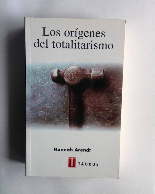 Bibliomaniatico's tweet image. "El totalitarismo es una forma de gobierno que reemplaza la política con la ideología."

Los orígenes del totalitarismo, de Hannah Arendt.

RT, correo al DM y voy a ir enviándoles este tremendo libro en digital.