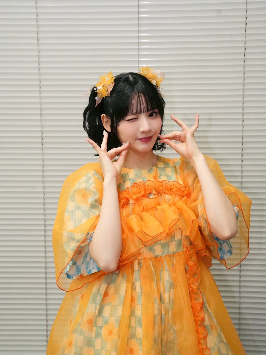 👗FRUITS ZIPPER 新衣装👗 ✨👓メガネ衣装👓✨ 🧡鎮西寿々歌