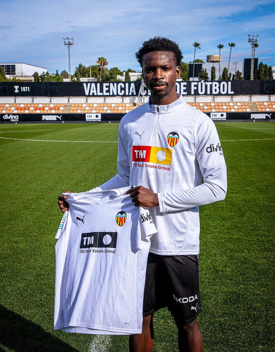 Amoswanjala_16's tweet image. God did 🙏🏼.
Vamoss @Academia_VCF @valenciacf .