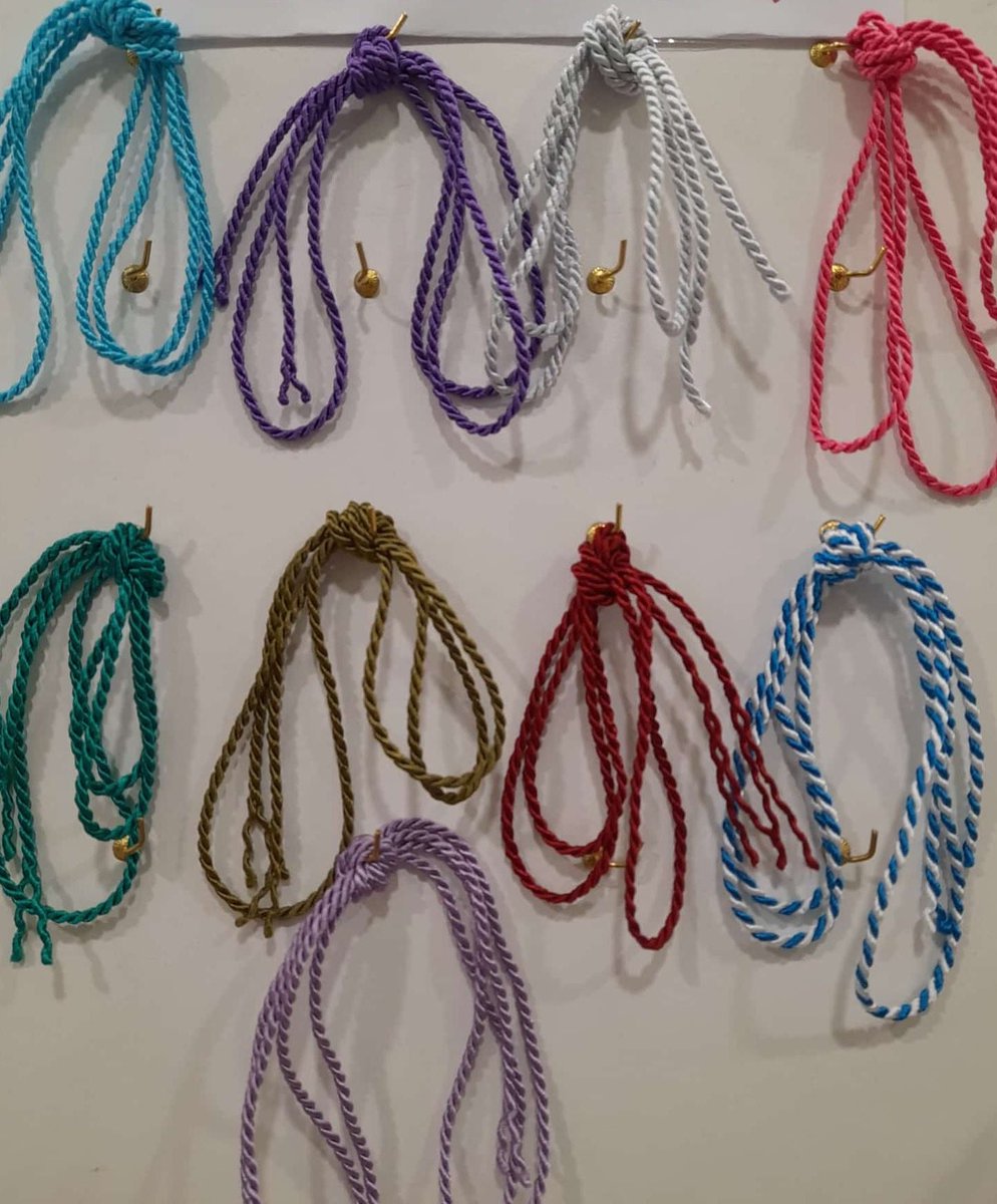 🌟 Cordones de San Blas en la Librería Diocesana 🌟
¡Ya llegaron! 🙌 Los tradicionales #cordones de #SanBlas, símbolo de protección y bendición para la garganta, te esperan en nuestra librería.
📅 3 de febrero – Día de San Blas
🙏 ¡Ven a por el tuyo!