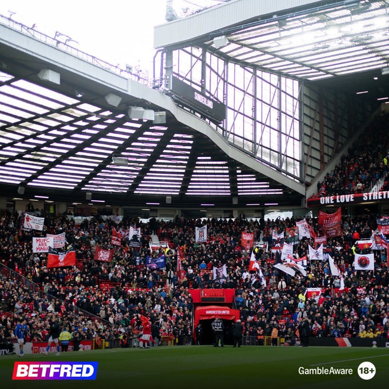 Betfred's tweet photo. The last ten bets we've taken on the Premier League outright market:

Manchester United
Manchester United
Manchester City
Aston Villa
Manchester United
Manchester City
Aston Villa
Manchester United
Manchester United
Manchester United

Optimism is growing at Old Trafford. 👀 https://t.co/ONaB0zKzkH