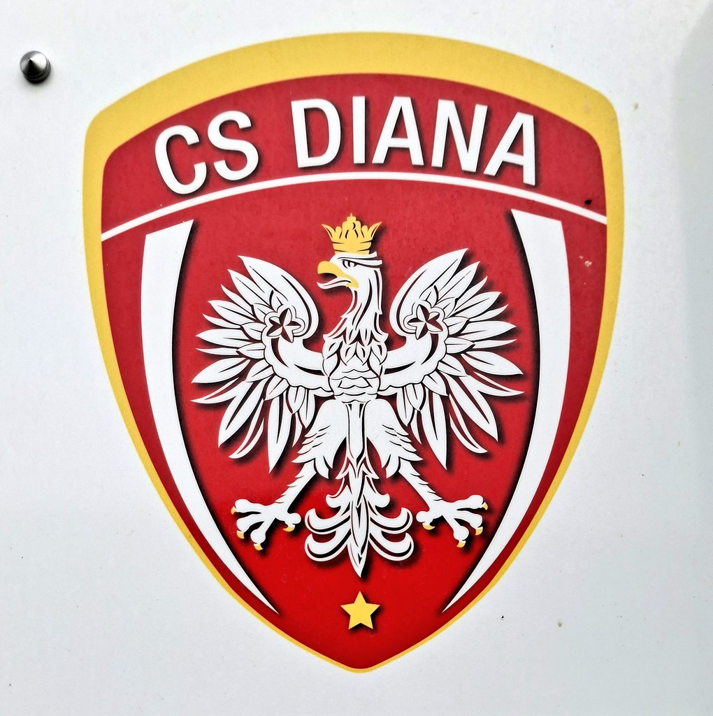 CS Diana bestaat 100 jaar. Opgericht in 1926 door Poolse mijnwerkers. In het logo vind je de Poolse gekroonde adelaar.
#CSDiana #Liévin