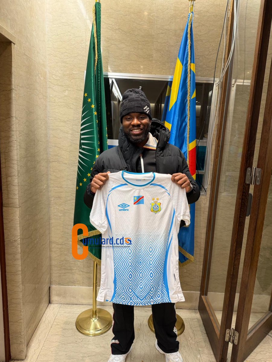 JolgaLuvundisa's tweet image. 🚨•| SCOOP Léopards 🇨🇩 | Afimico Pululu a officiellement franchi une étape décisive ce matin à l’Ambassade de la RDC à Bruxelles, avec la prise de ses empreintes digitales. L’attaquant est désormais éligible pour disputer le match de barrage de la Coupe du Monde 2026 avec la RDC