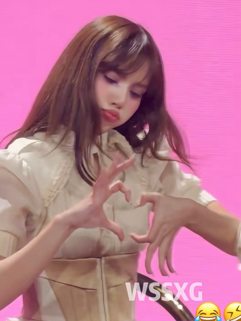 LiliesHome_'s tweet image. เป็นหัวใจที่น่ารักเท่าโลกเลยยย🥺💕

ctto

HONG KONG LOVES LALISA
#DEADLINEinHK_LISA
#BLACKPINK_DEADLINE
#LISA #LALISA #LalisaManobal
🧁🇭🇰