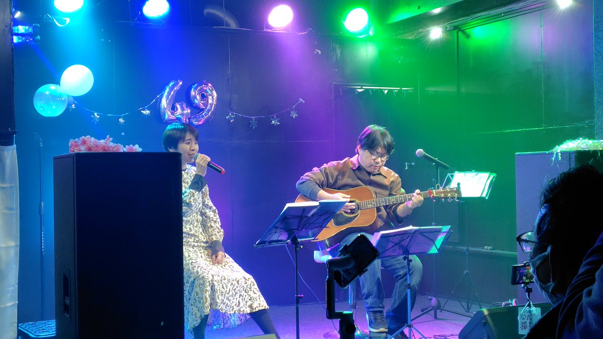 kogure25's tweet photo. MusiColorful vol.21に行って来た。
今回はアイドル達を支えている運営のとめPさんの誕生日イベント。
彼を祝うために出演者側も観客側も色んな人が集まった。
#みゅーから
#B_STYLE
#カカポ https://t.co/MradKkkpDC