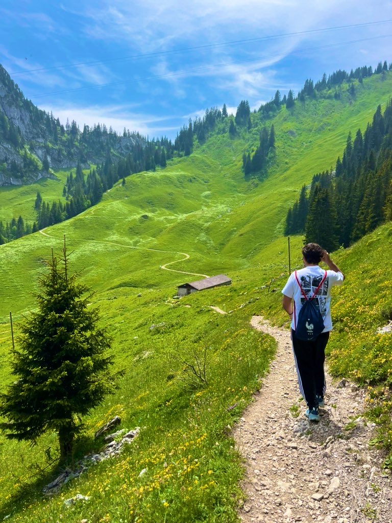 PinkTaxiRunner's tweet image. Some people hike to escape the world 
Others go to remember who they are #hiking #myson