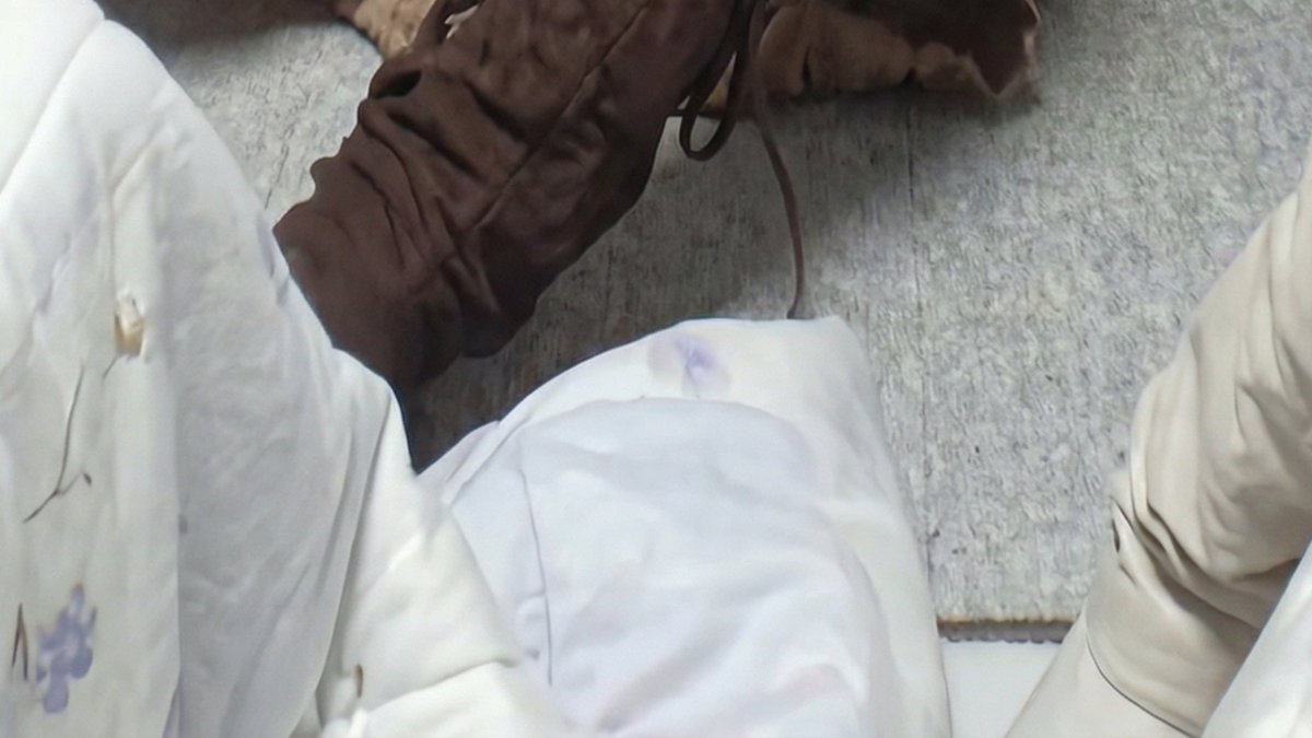 minaduki_esola's tweet image. ブーツをはくところ
リアルすぎ！
#SFW #ブーツ