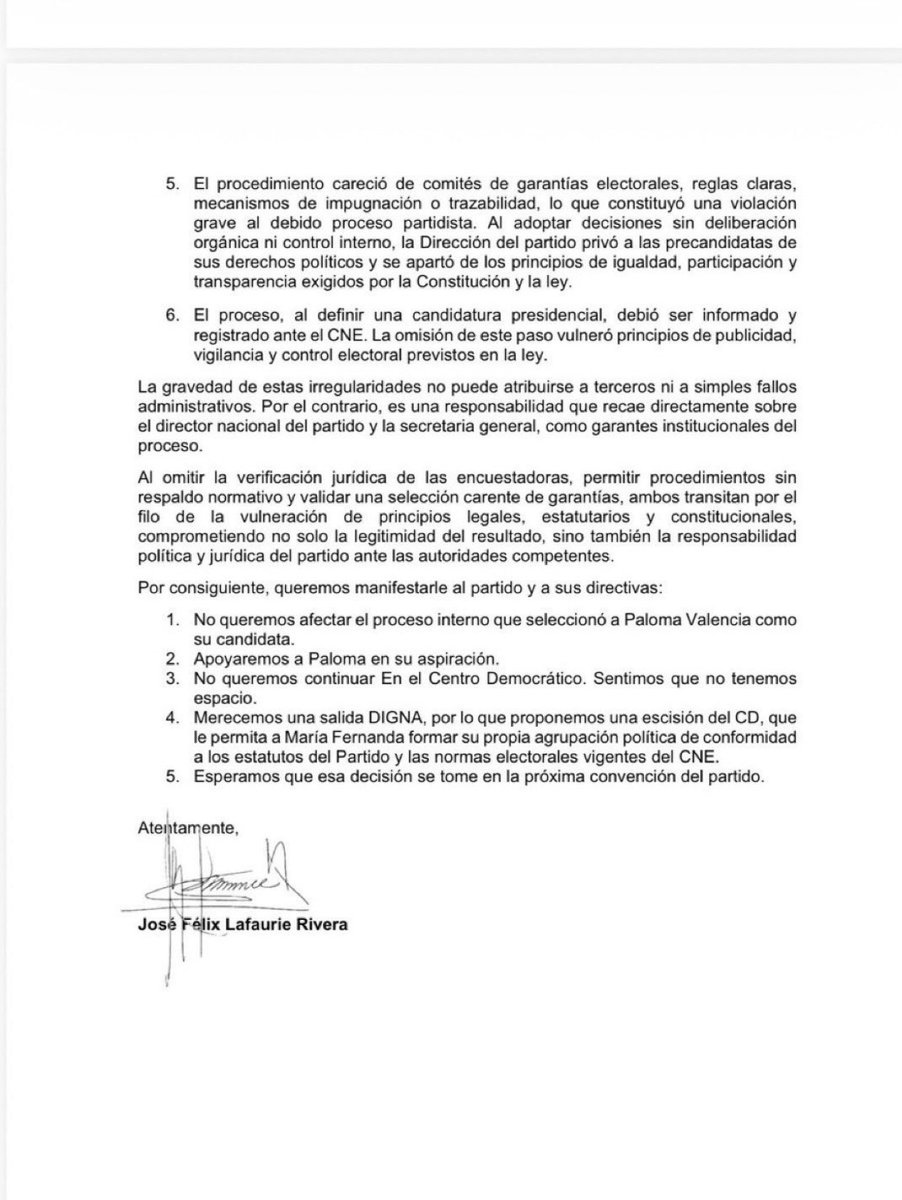 🔴🇨🇴ATENCIÓNz. María Fernanda Cabal renuncia al <a href="/CeDemocratico/">Centro Democrático</a> Y solicita la escisión para crear su propio partido 

Anuncia su apoyo a <a href="/PalomaValenciaL/">Paloma Valencia L</a>