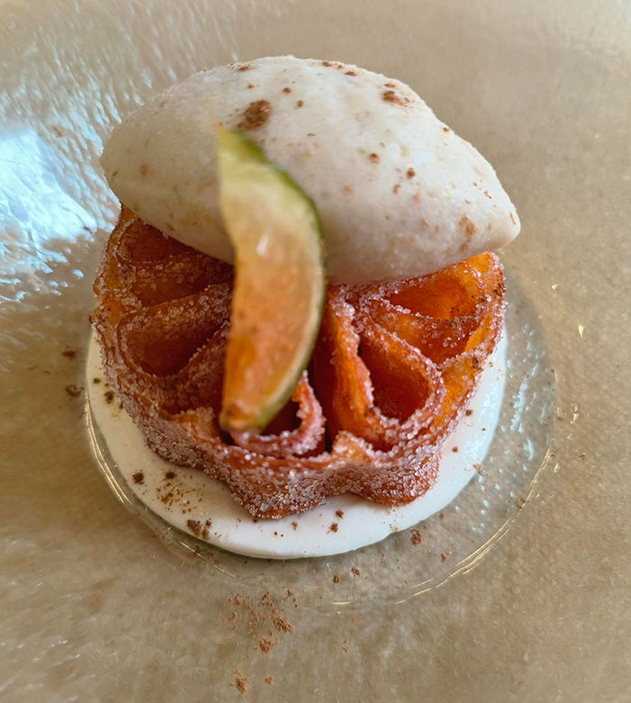 GourmetyM's tweet photo. Hemos visitado el restaurante El Retorno, en Consuegra (Toledo), donde brilla de forma sobresaliente la cocina del chef Pedro Rodríguez. Una apuesta por la innovación a partir del recetario tradicional manchego. #restaurantes #cocina #Consuegra #Toledo https://t.co/7gqfz5VmEW