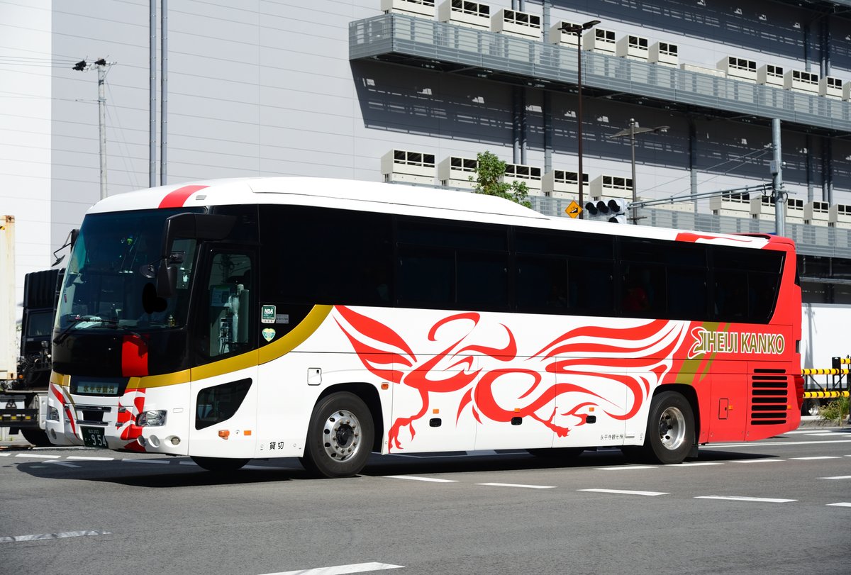 永平寺観光のいすゞガーラ・ハイデッカーです。 福井200か954 QTG-RU1ASCJ