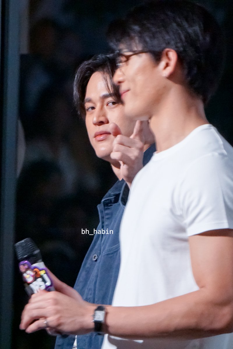 bh_habinto's tweet image. กวินจิ้มแก้มพี่จอสสส น่ารักมากกกกก 

JOSSGAWIN GUINZLY FAM GREETING
#สนามอ่านเล่น2026xJossGawin