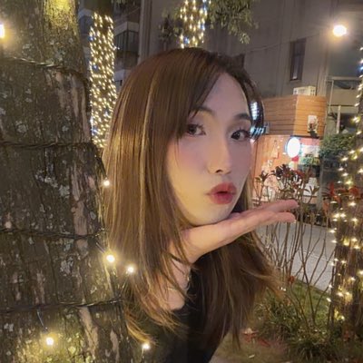 JAJALOU1016's tweet photo. #NewProfilePic (新個人資料照片) https://t.co/YdeoNX5VQf