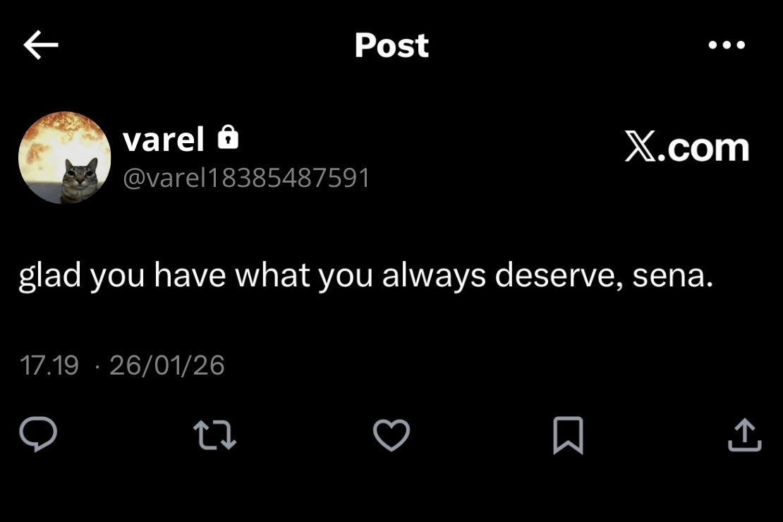 trying to fix everything at the exact moment it stopped mattering.

— a what if of verkwan from bebe sena au.