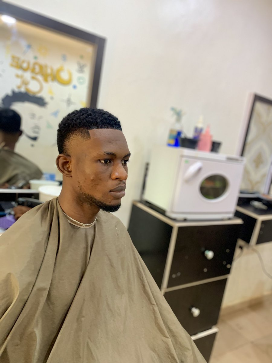 Unique_Cutzz's tweet photo. Perfect side cut for my Client 💇‍♂️💈💈🔥

Follow me up on IG  for more of me👇👇

https://t.co/xV4Sns4Wtl…

#jamoocutz 
#uniquecutz 
#Sidecut 
#viral https://t.co/ndTOsxchib