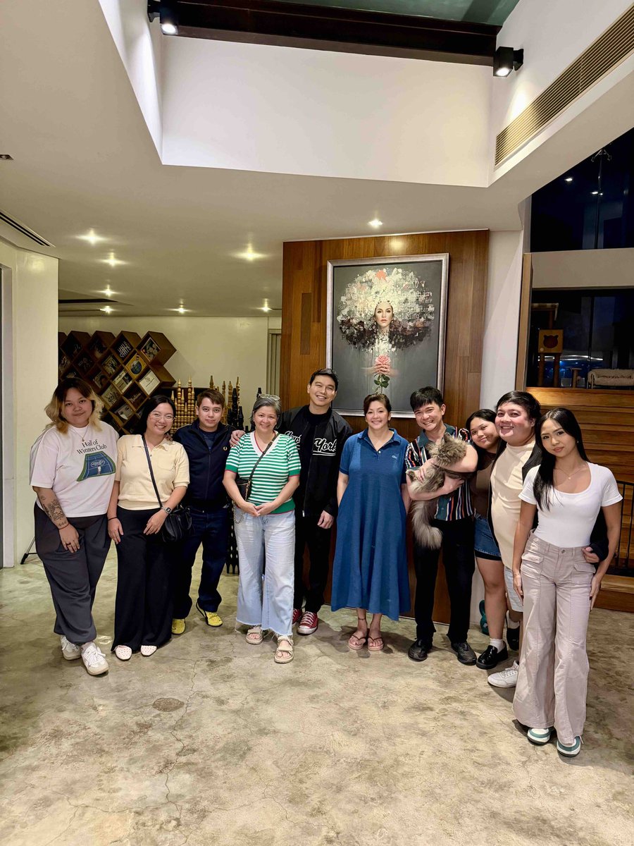 Ready or not… the Asia's Songbird is about to make great songs 👑 Stay tuned for <a href="/reginevalcasid/">regine alcasid</a> this year!

#RegineVelasquez #StarMusicPH