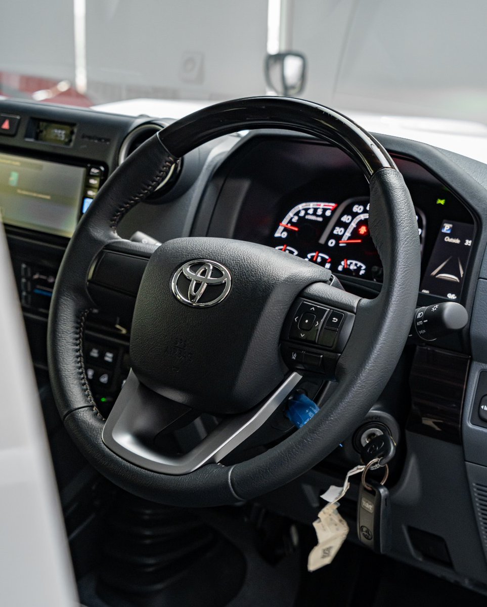 nocarcontext's tweet image. TOYOTA LANDCRUISER 70 WAGON AX MODELLISTA 2.8L DIESEL AT CBU JAPAN 2025 🤍🤍